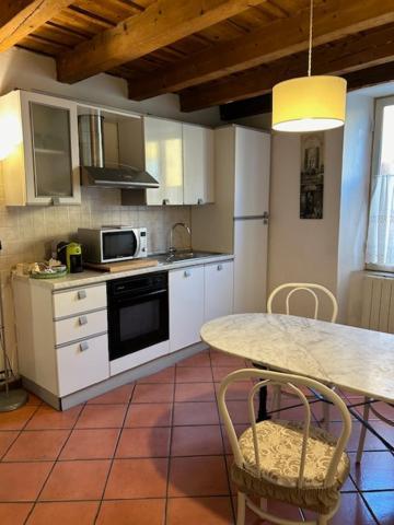 Ferienwohnung Casa Borgo Antico Bergamo Exterior foto